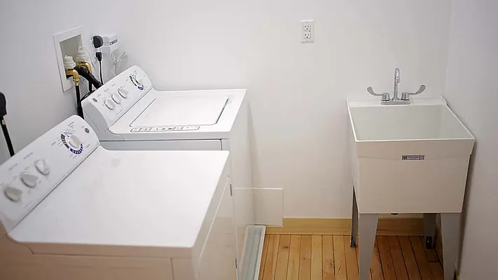 Rented by Marilyn Ontell, LREB | media 39