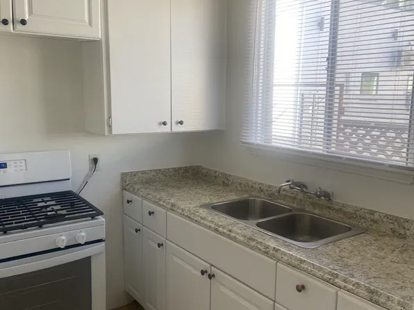 322 E Cedar Ave, Burbank, CA 91502