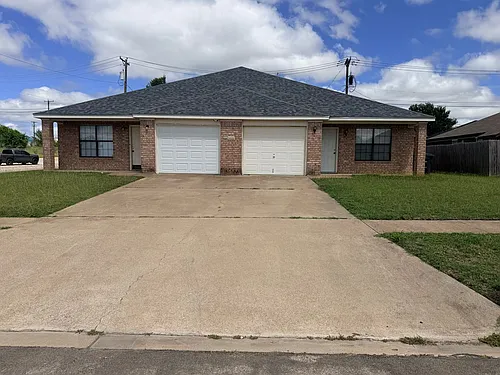 3802 Hitchrock Dr Photo 1 3802 Hitchrock Dr Photo 1