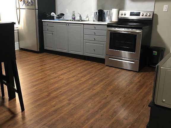 5th image of 377 Dundas St W Floor 3