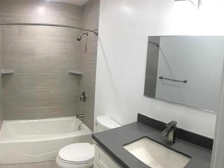 3409 W 27th St — Photo 5