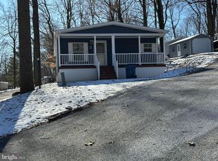 11 Ash Ln, Quakertown, PA 18951