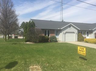 1440 Rays Dr, Bryan, OH 43506