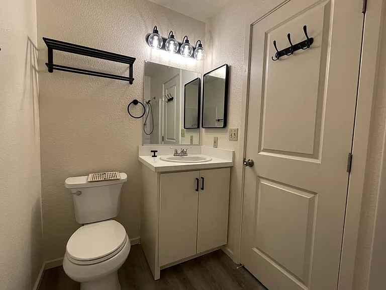 331 S Jefferson St #4 — Photo 10