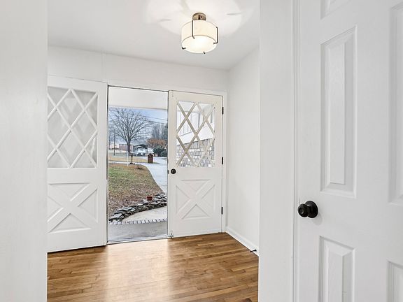 4th image of 4021 Ebenezer Dr
