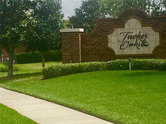 2nd image of 1519 Broken Oak Dr #B
