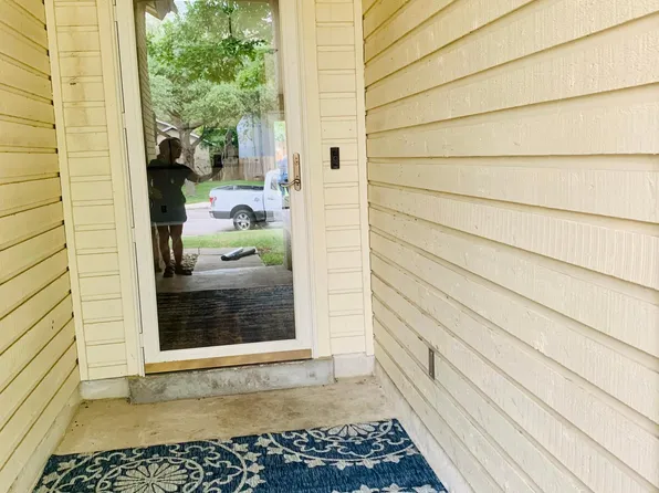 2615 Knights Walk, San Antonio, TX 78231