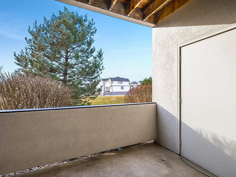 Allure Apartments — Photo 20