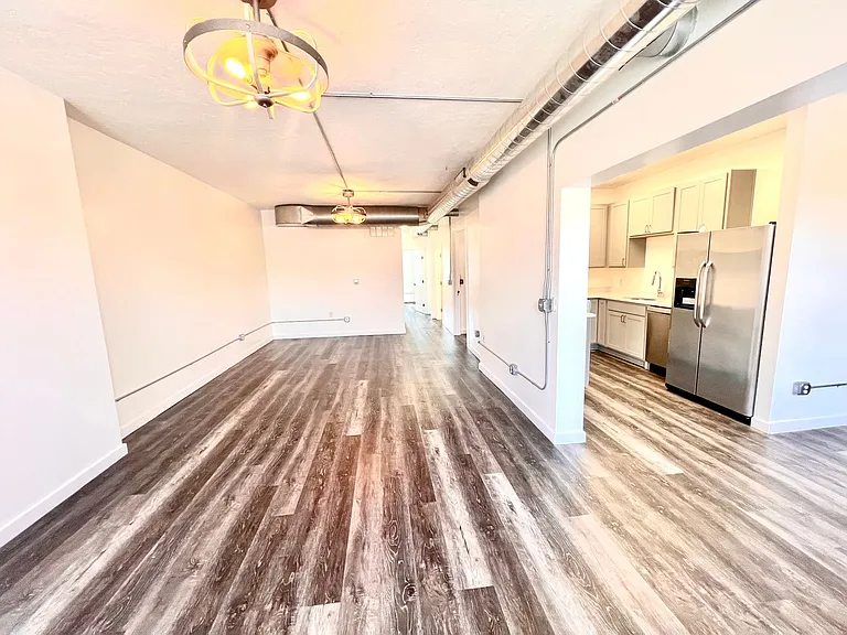 443 3rd St #2 — Photo 6