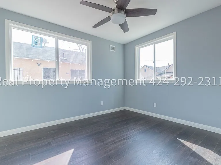 1352 E 23rd Street — Photo 11