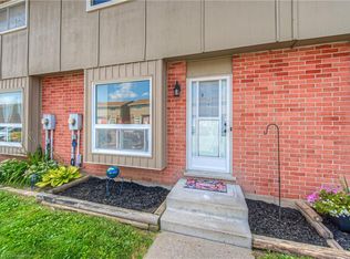 400 Springbank Ave N #3, Woodstock, ON N4T1L2