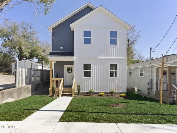 1215 S 2nd Street, Wilmington, NC 28401