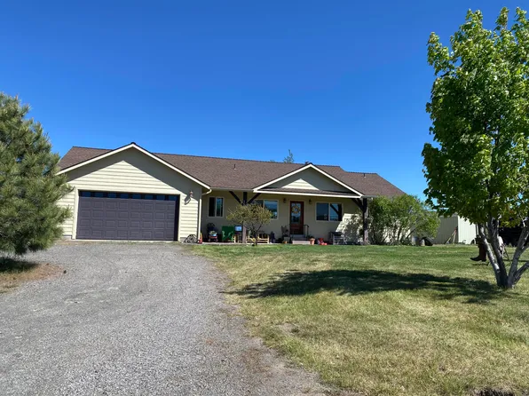 93300 Pike Ln, Lakeview, OR 97630