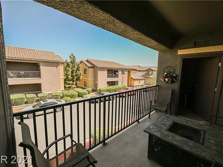 6868 Sky Pointe Dr #2051 — Photo 24