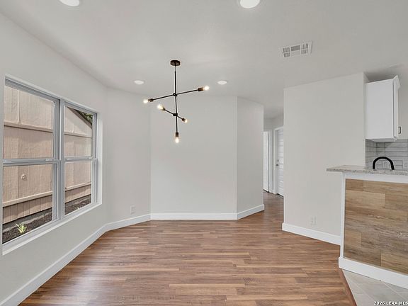 2nd image of 4014 SUNRISE CREEK DR