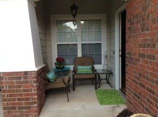916 Dixson St, ROGERS, AR 72758