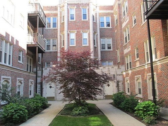 3rd image of 2317 E 70th St #012
