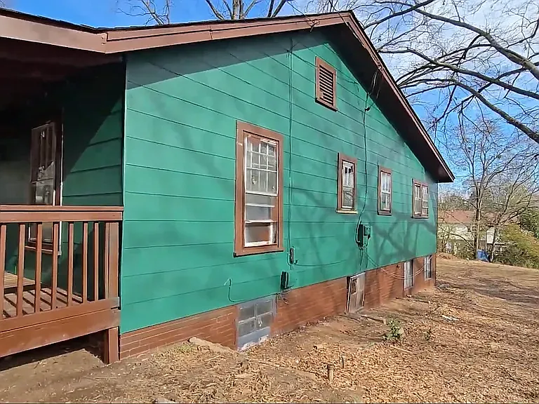 3 bed, 1120 sqft, $1,500 — Photo 2