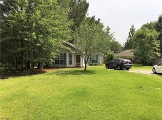 24644 Esquinance St, Lacombe, LA 70445