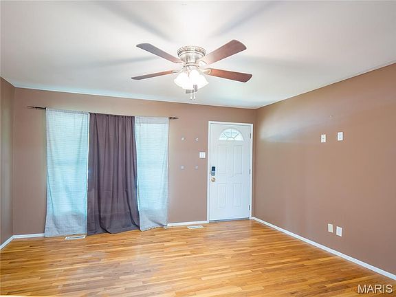 5th image of 2343 La Madera Ln