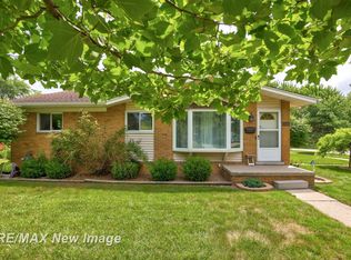 2294 Greenbush Pl, Saginaw, MI