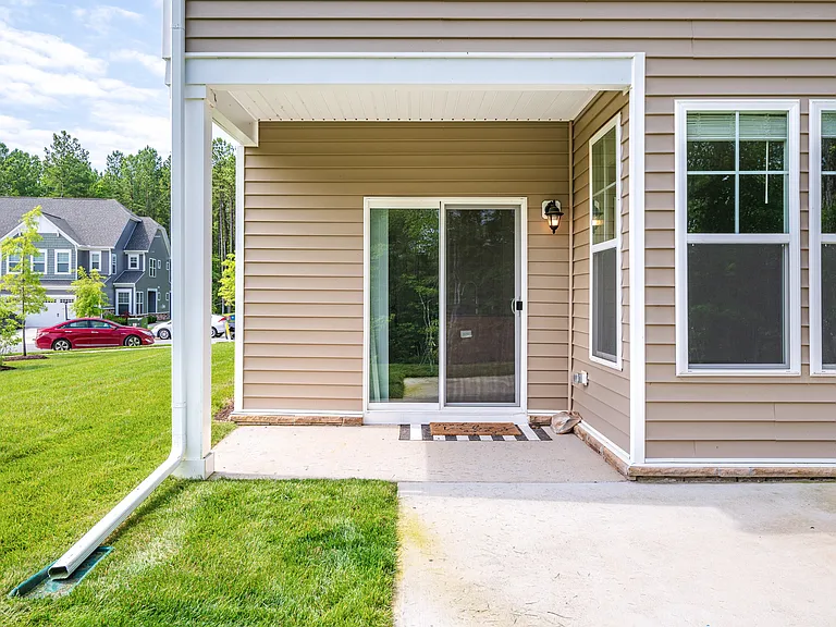 18352 Palisades Ct — Photo 56