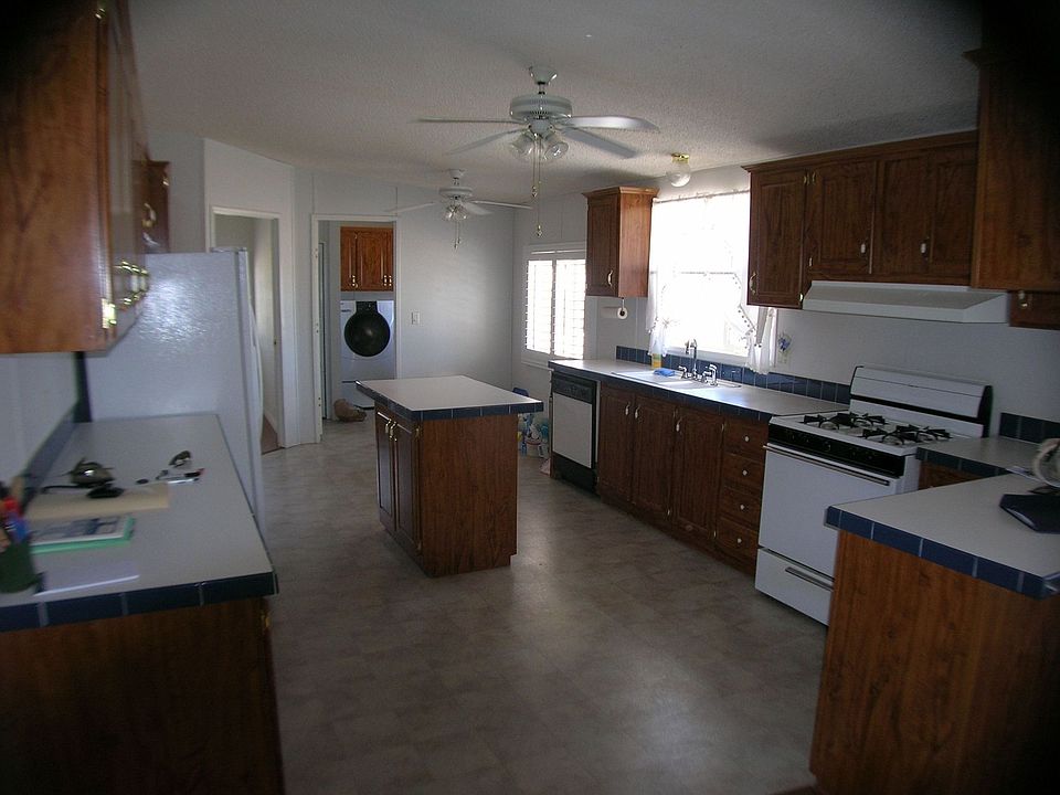 2nd image of 770 Spring Rd
