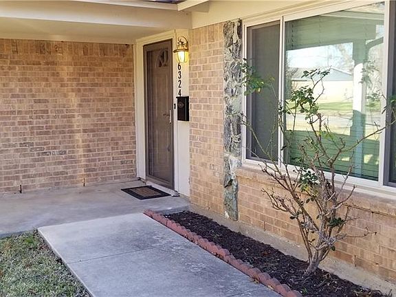 4th image of 6324 Solona Cir N