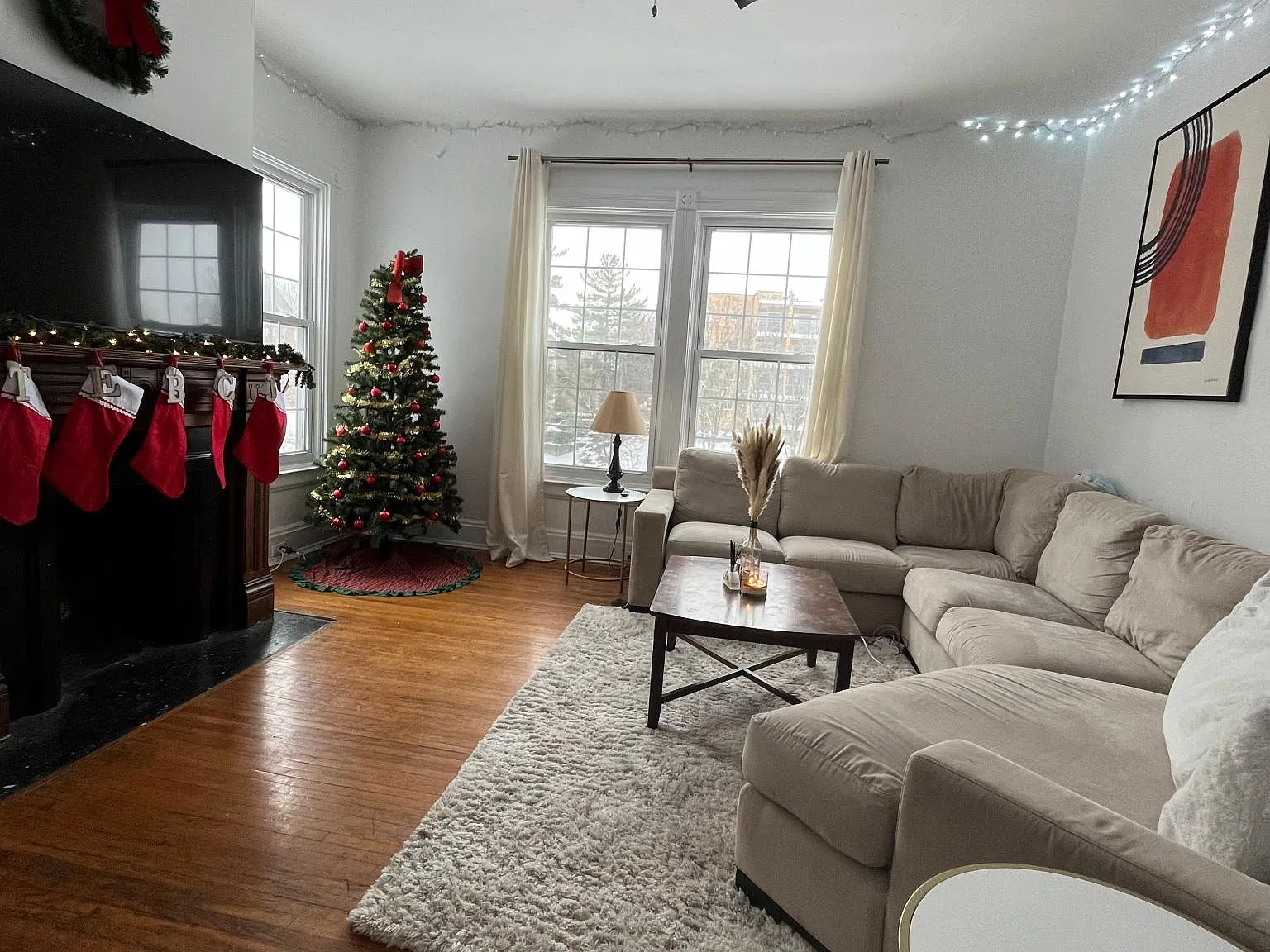 5 bed, 1.5 bath, $2,700 — Photo 2
