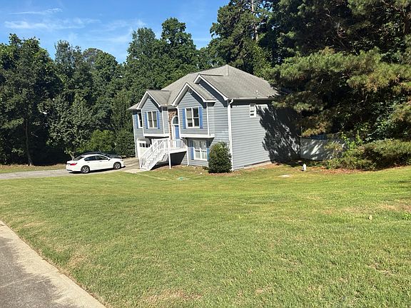 4th image of 2700 Fort Daniels Dr