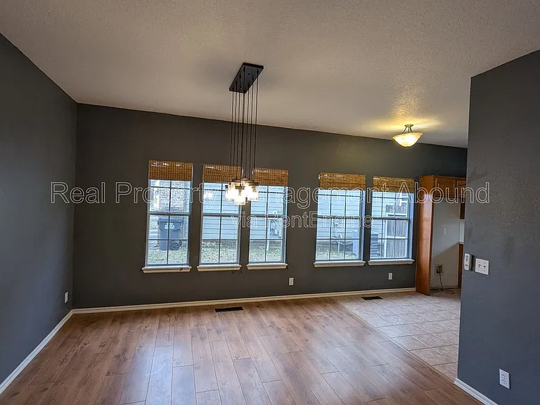 1224 W 112th Dr S — Photo 5
