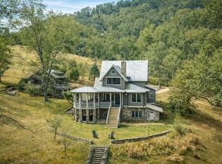 287 Whisper Mountain Dr, Leicester, NC 28748