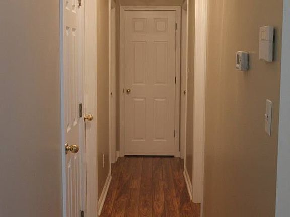 5th image of 920 Pinoak Dr