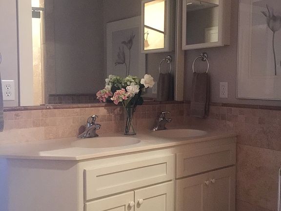 Master En Suite Bath