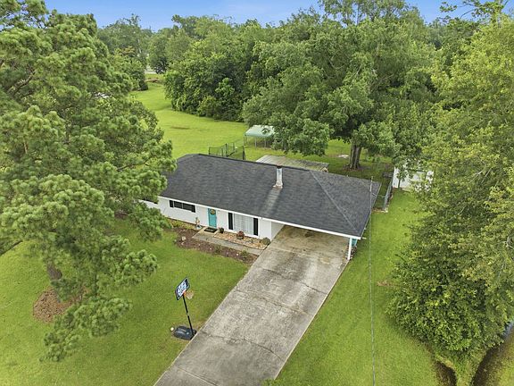 2nd image of 1470 Crawford Dr