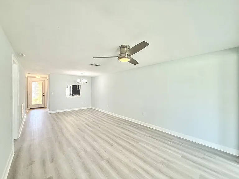 4411 Rustic Dr #1 — Photo 9