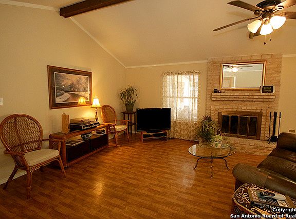 5th image of 4626 Barhill Dr