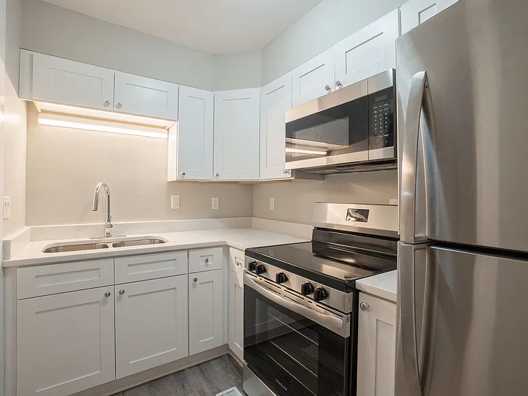 116 Highland Ave — Photo 6