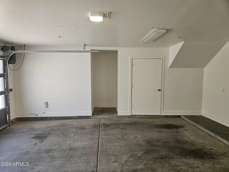 234 S Wilson St — Photo 40