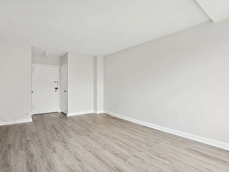 1111 Arlington Blvd #705 — Photo 5