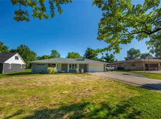 3326 W 53rd St, Anderson, IN 46011
