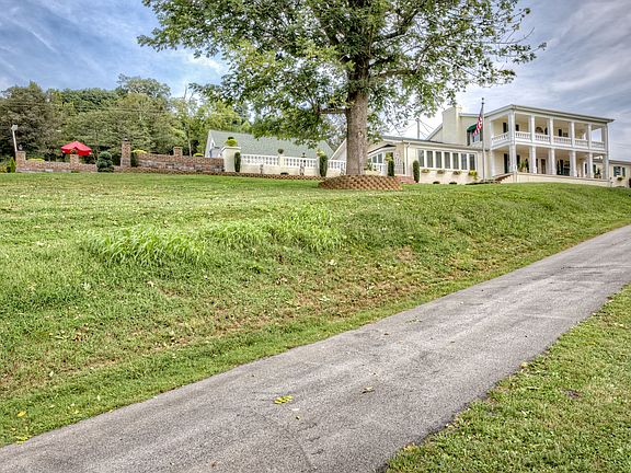 2nd image of 208 Cathedral Dr