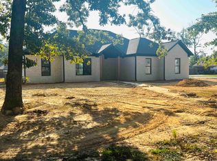 6205 Ridgewood Dr, Pine Bluff, AR 71603