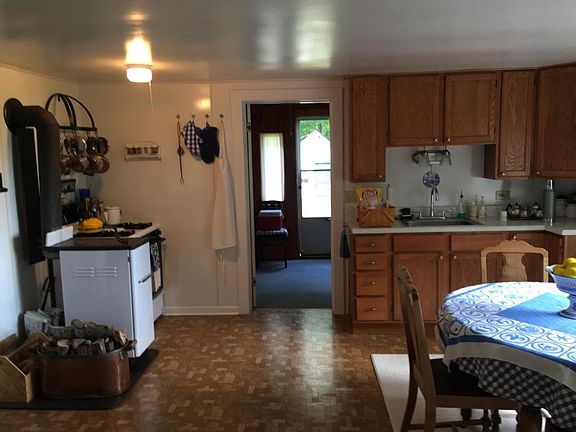 2nd image of 847 S Eastshore Dr