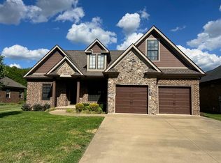 282 Leon Dr, Bowling Green, KY 42104