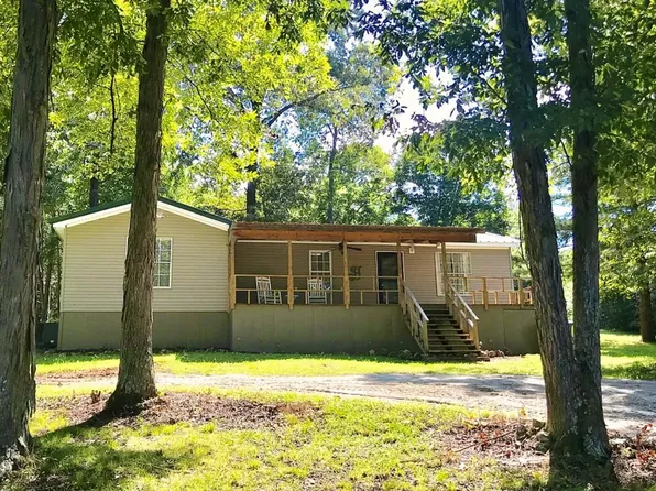 235 Bluewater Dr, Rogersville, AL 35652