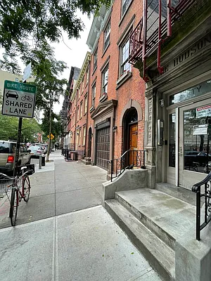 Rented by Charie Properties LLC | media 10