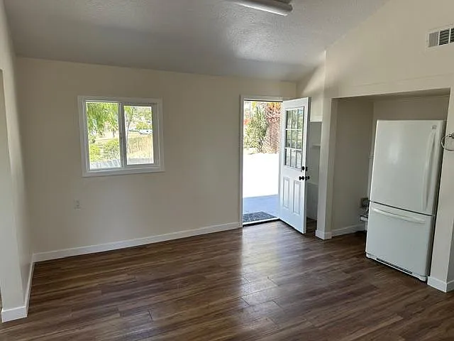 2163 N Santa Fe Ave #1 — Photo 21