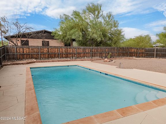 4th image of 7232 N San Blas Dr