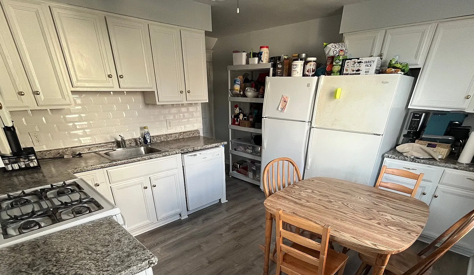 6 bed, 2700 sqft, $4,950 — Photo 4